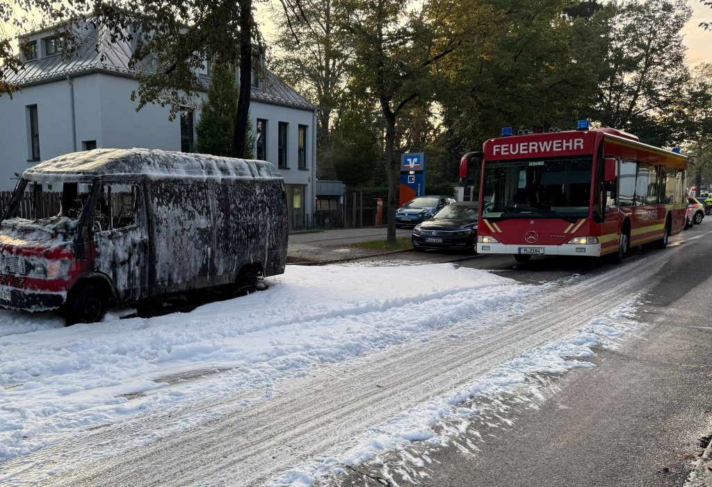 Μόναχο: Άνδρας φέρεται να παγίδευσε κατοικία με εκρηκτικά και κατόπιν να αυτοκτόνησε – Προκλήθηκε μεγάλη πυρκαγιά
