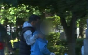 Αιματηρό επεισόδιο μεταξύ μαθητών στην Τρίπολη – Ελεύθερος με περιοριστικούς όρους ο 13χρονος