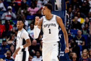 Τον «χαβά» του ο Ουεμπανγιάμα: Νέο ρεκόρ για τον Γάλλο στο ΝΒΑ