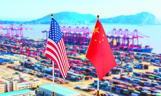 Κίνα: Επίσκεψη του επικεφαλής του FBI για συνομιλίες σχετικά με φαιντανύλη και για θέματα επιβολής του νόμου