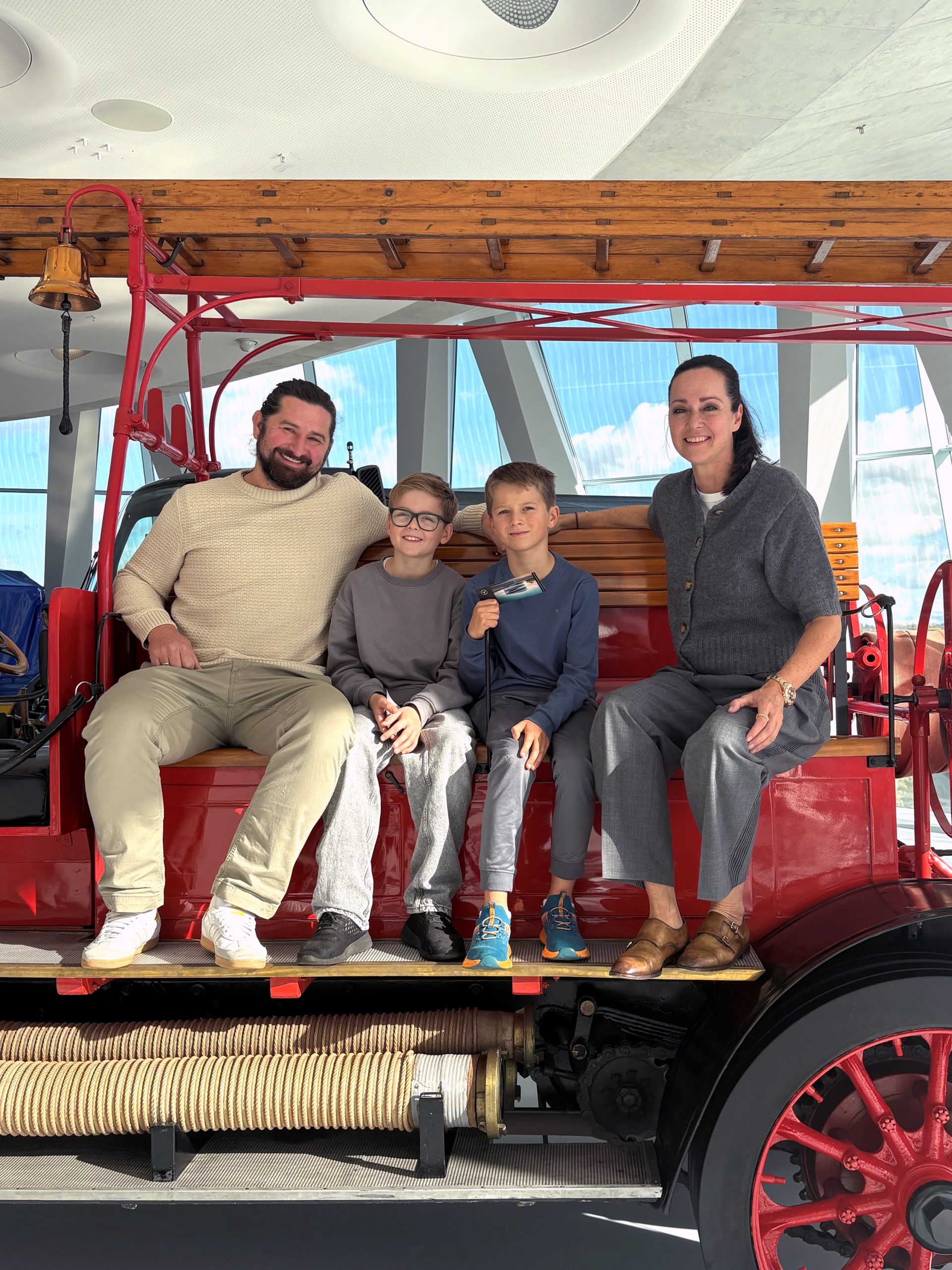 Μουσείο Mercedes-Benz: Εκοψε 14 εκατομμύρια εισιτήρια