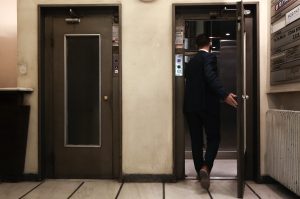 Aπογραφή ανελκυστήρων: Αναστολή προστίμων για τους ξεχασιάρηδες