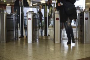 Δωρεάν μετακινήσεις με λεωφορεία και μετρό – Tι πρέπει να γνωρίζετε