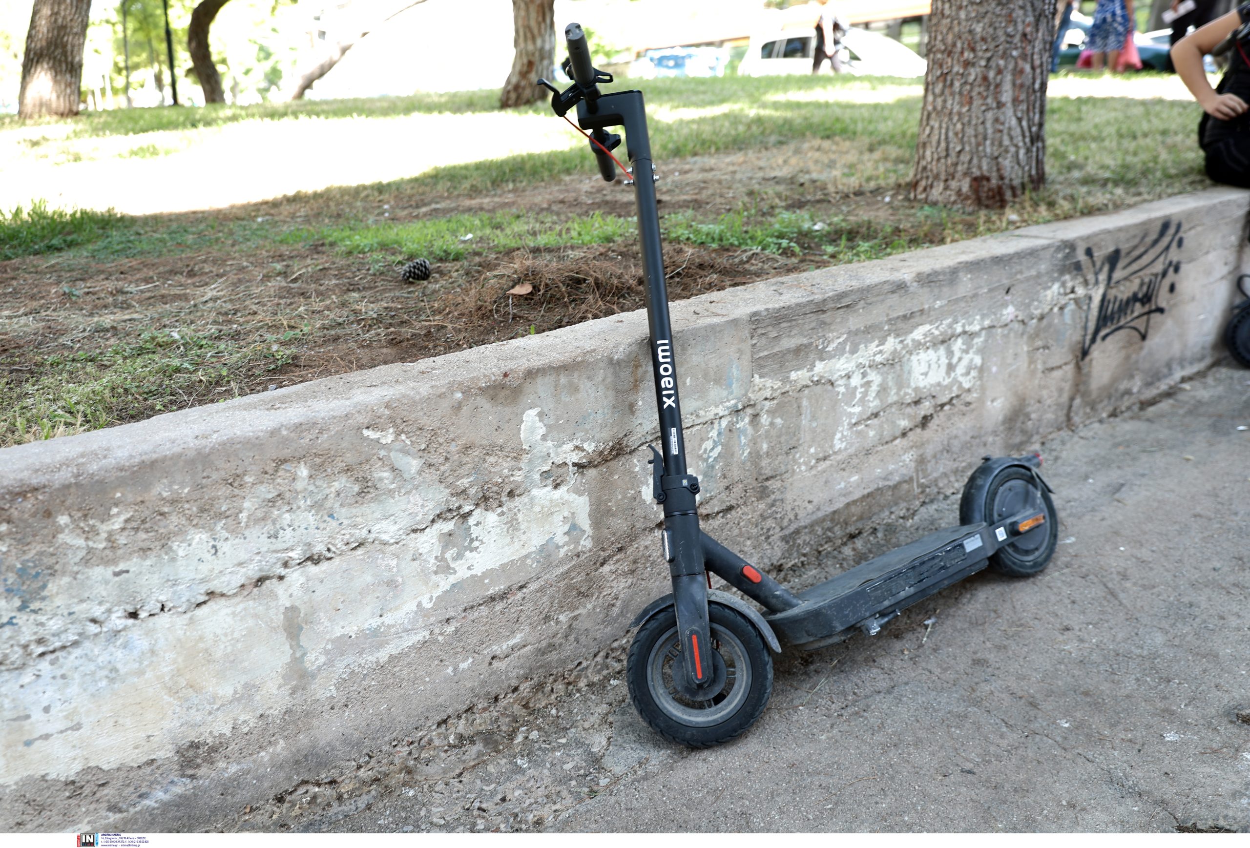 Θανατηφόρο τροχαίο στην Πέτρου Ράλλη: Νεκρός 44χρονος σε σύγκρουση πατινιού με μηχανή