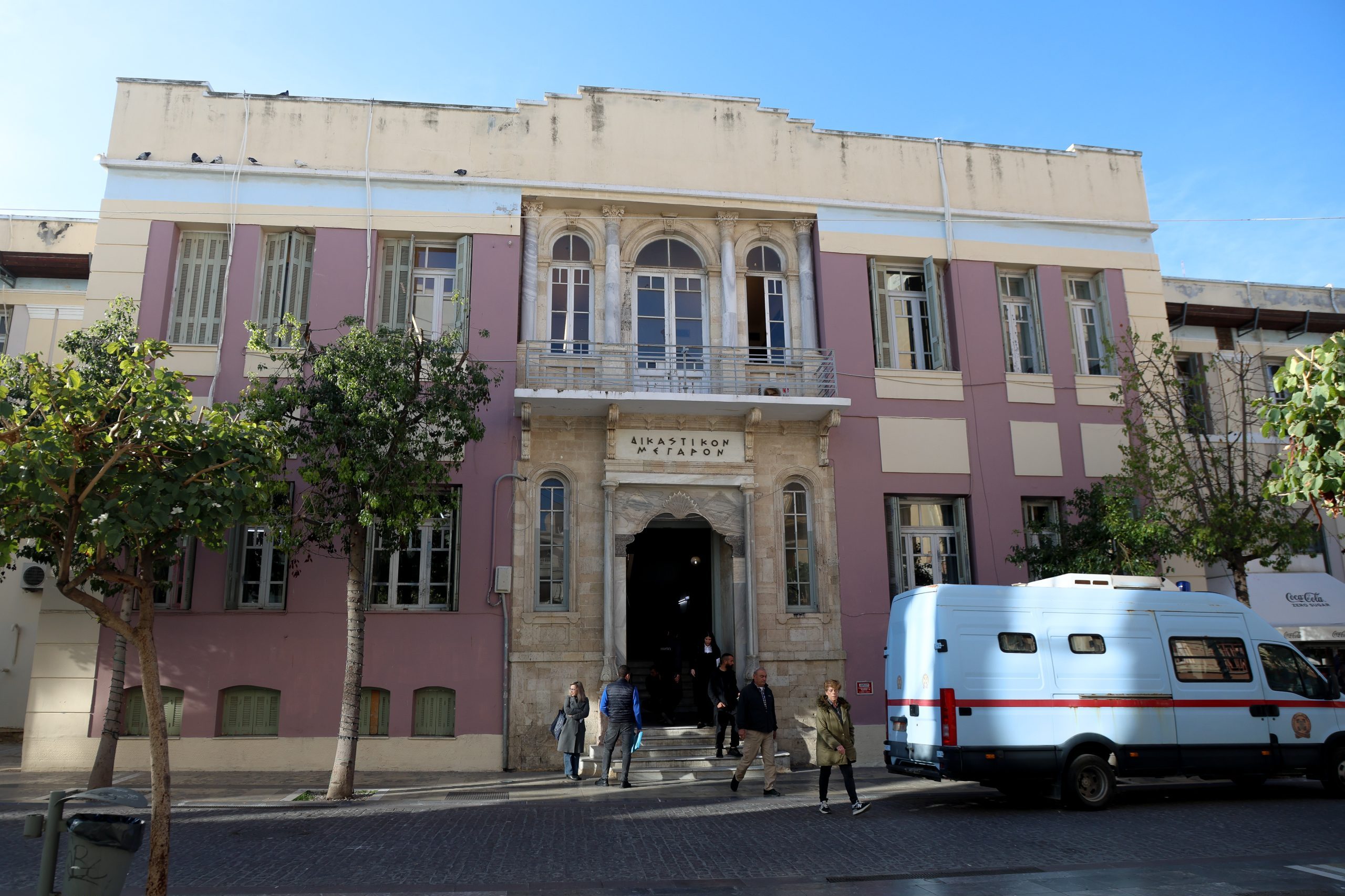 Ξέσπασε ο πρωταγωνιστής του ερωτικού παιχνιδιού... ασφυξίας: «Ούτε βιαστής είμαι, ούτε σαδιστής»