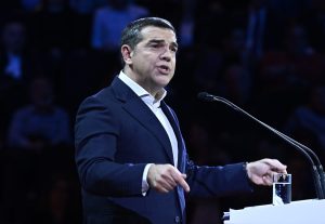 Δικαστική διαταγή για την «Ιθάκη» του Τσίπρα – Aπαγορεύεται η δημοσίευση αποσπασμάτων έως την κυκλοφορία του