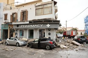 Λαύριο: Συγκλονίζουν οι δύο γυναίκες που σώθηκαν από θαύμα από την κατάρρευση μπαλκονιού