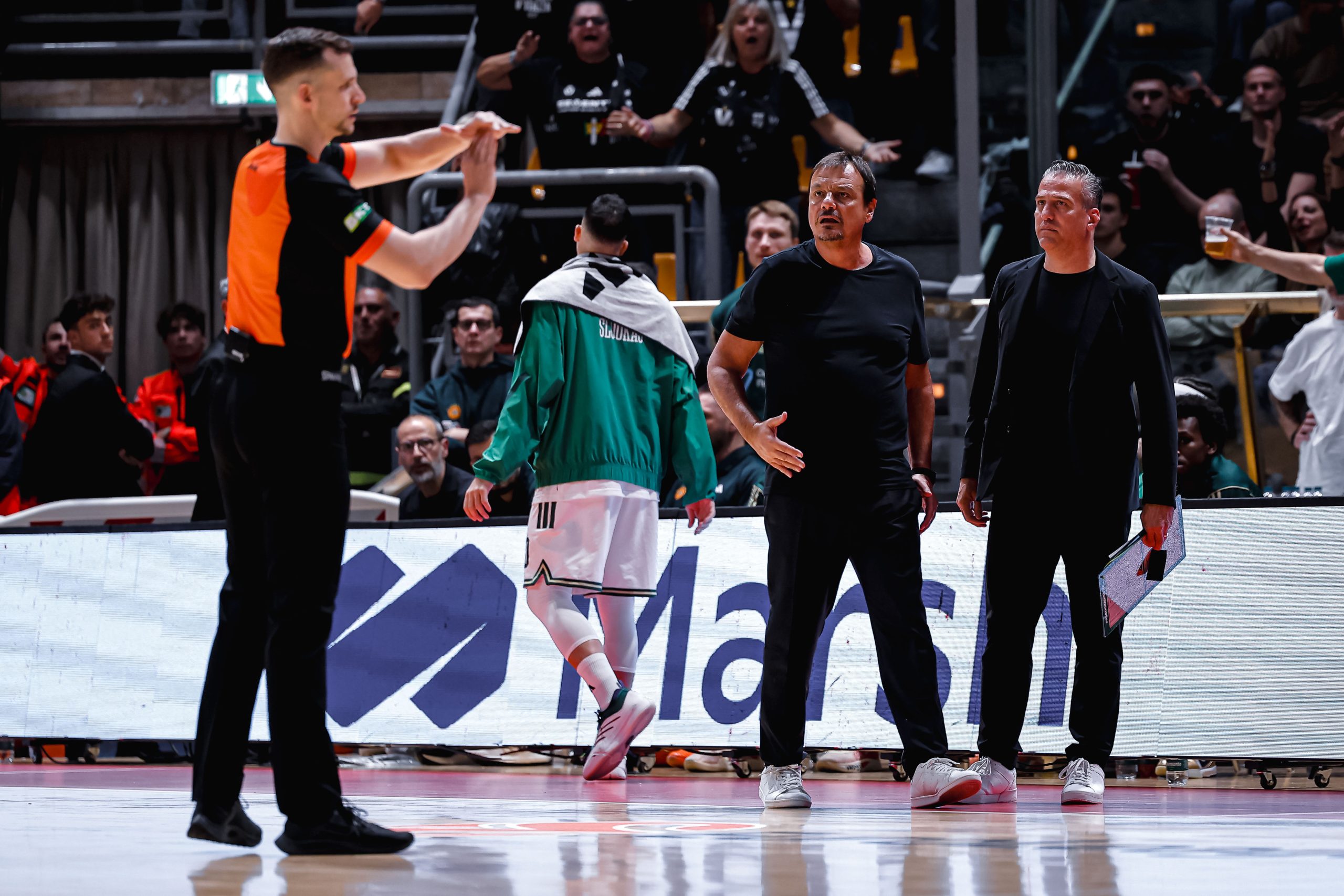 EuroLeague: Πρόστιμο στον Εργκίν Αταμάν για τα όσα συνέβησαν με την Βίρτους Μπολόνια