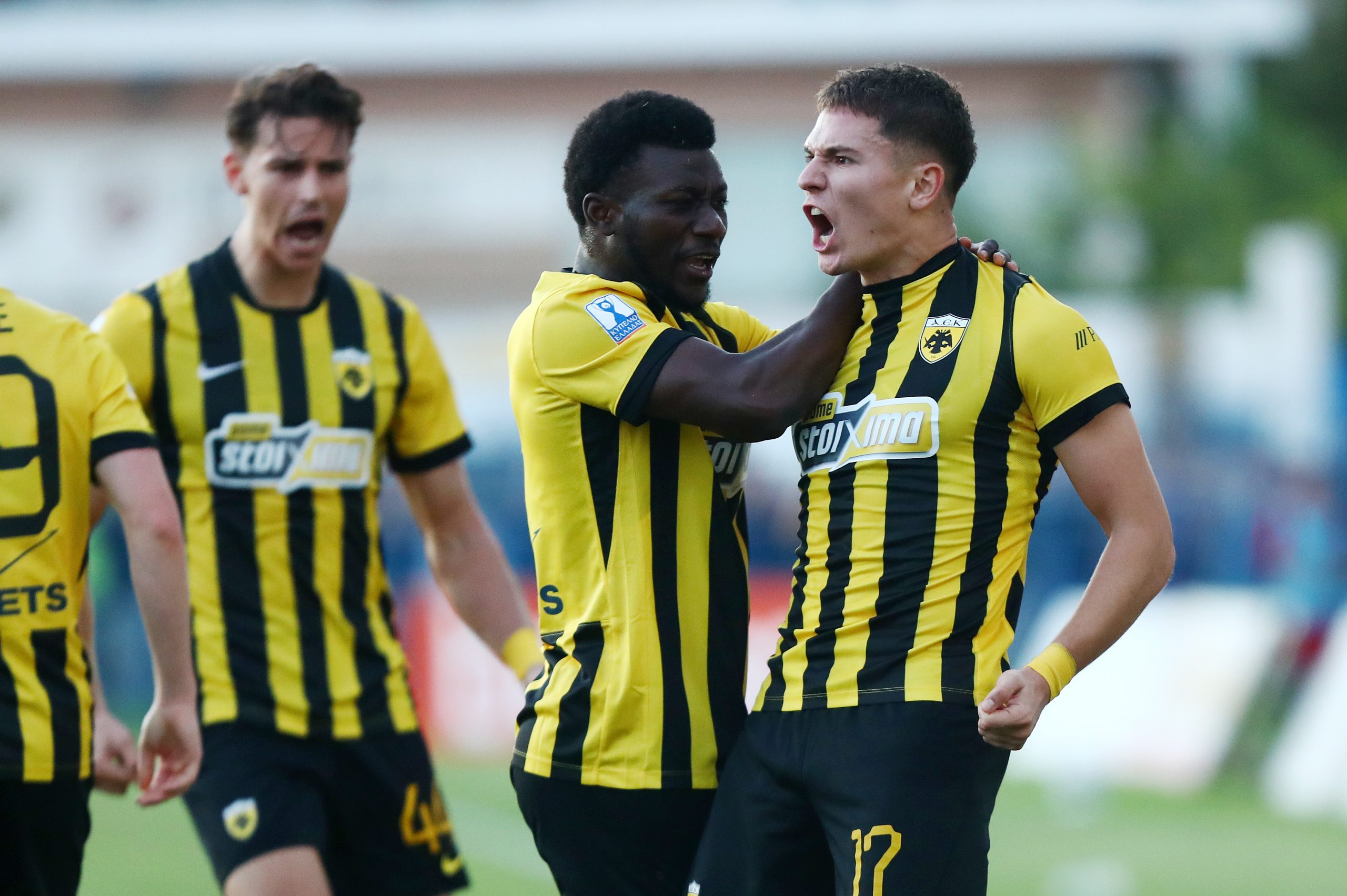 Bananas famosas  famosos nus