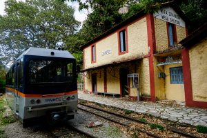 Ακινητοποιήθηκε ο Οδοντωτός στα Καλάβρυτα λόγω βλάβης – Απεγκλωβίστηκαν οι επιβάτες