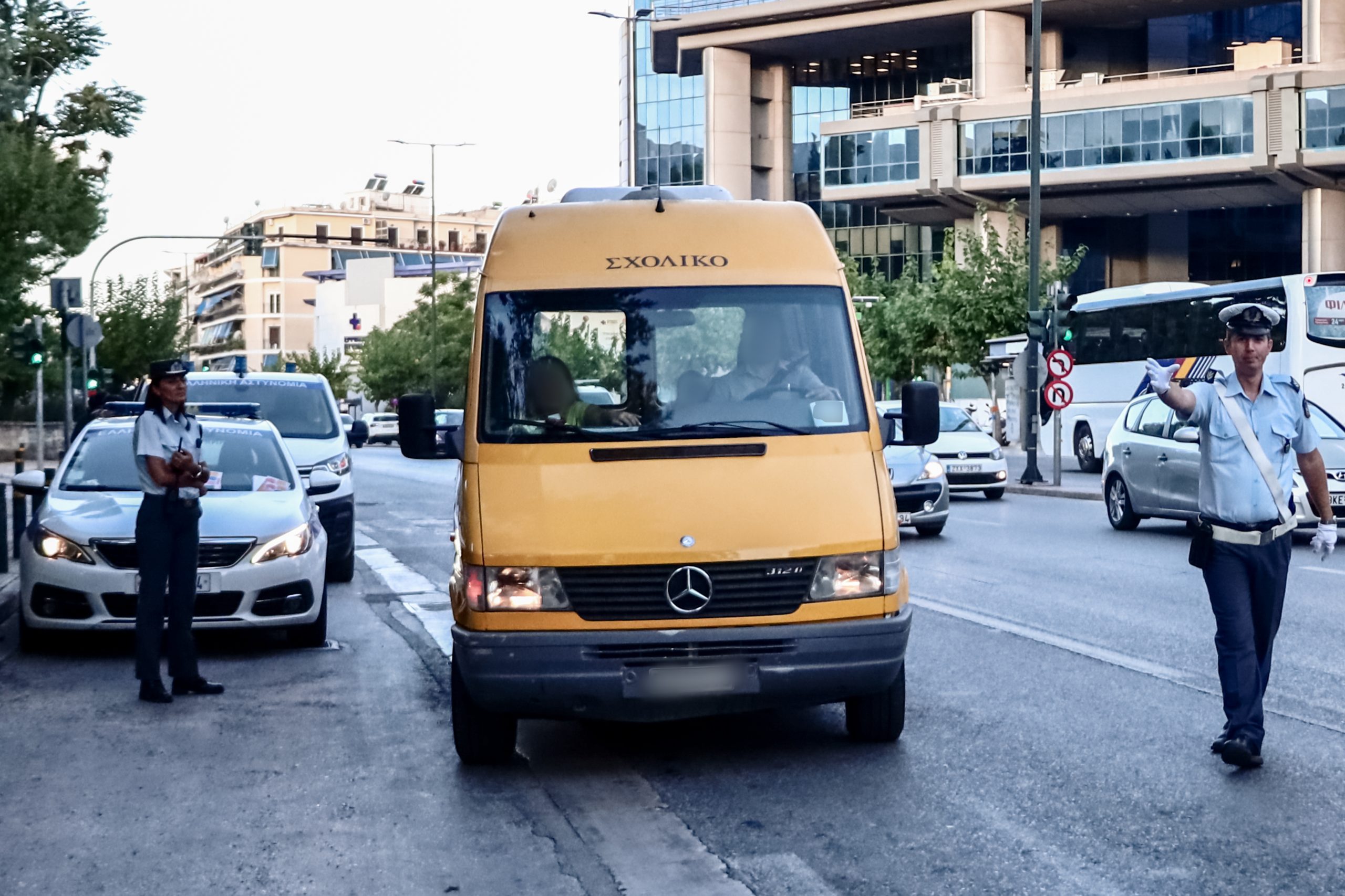 Αττική: Η μεταφορά μαθητών σε αδιέξοδο - Πάνω από 3.600 παιδιά χωρίς σχολικό λεωφορείο