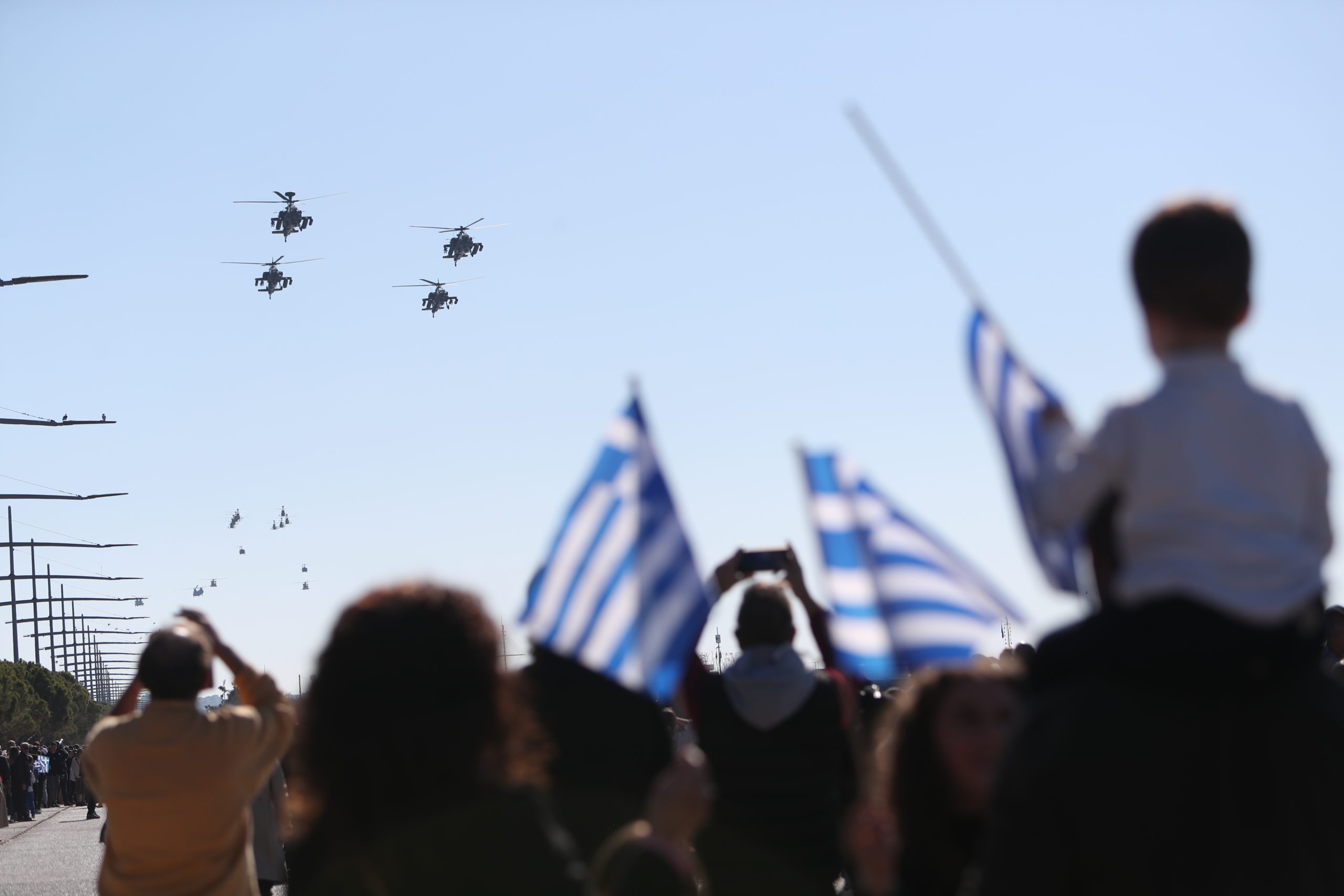 Ο καιρός την 28η Οκτωβρίου: Με ήλιο και μικρή πτώση θερμοκρασίας οι παρελάσεις, πού θα βρέξει - Πρόγνωση από την Ελίνα Καρέτσου