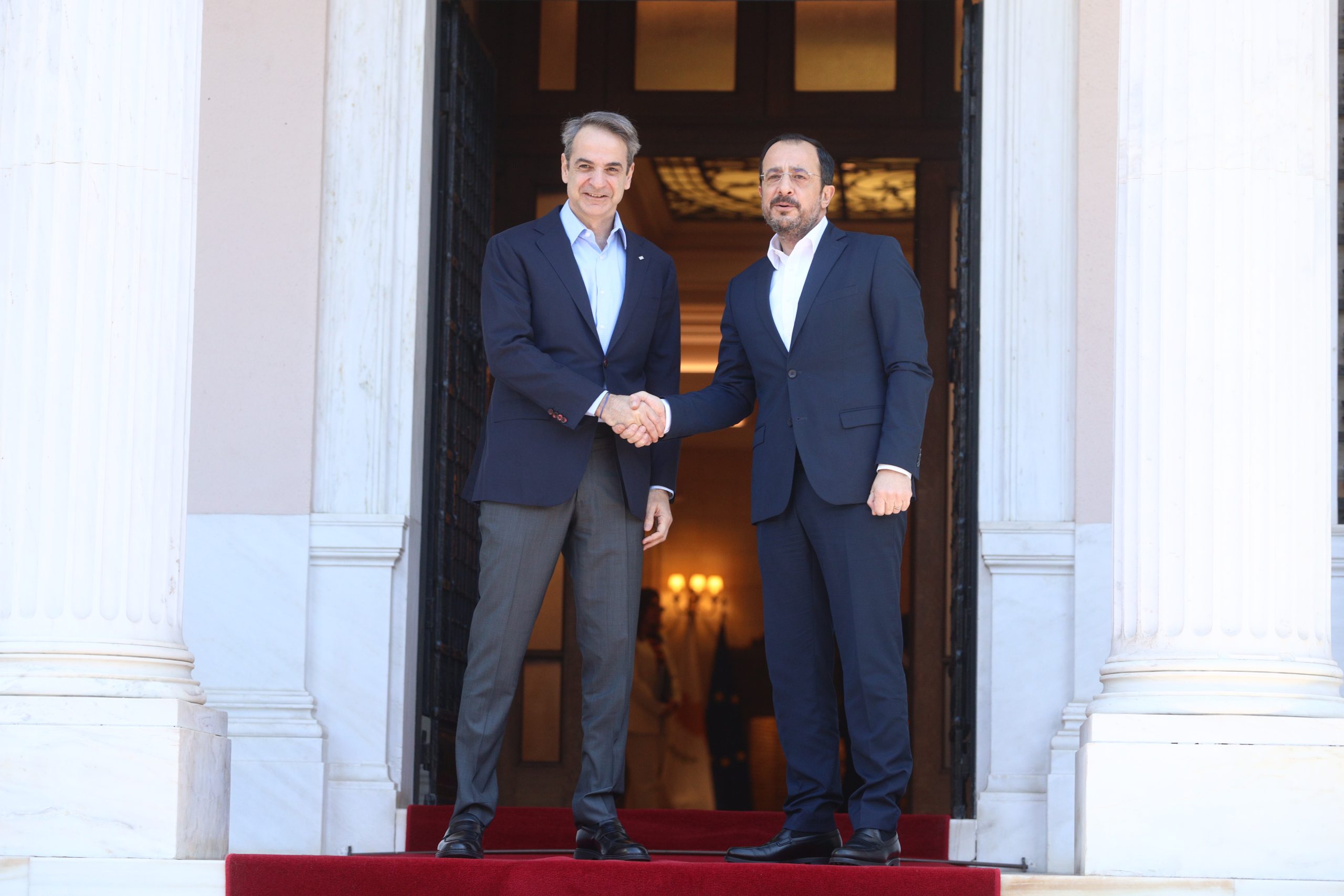 Ελλάδα και Κύπρος μεταξύ των καλεσμένων του Τραμπ στη διάσκεψη για τη Γάζα