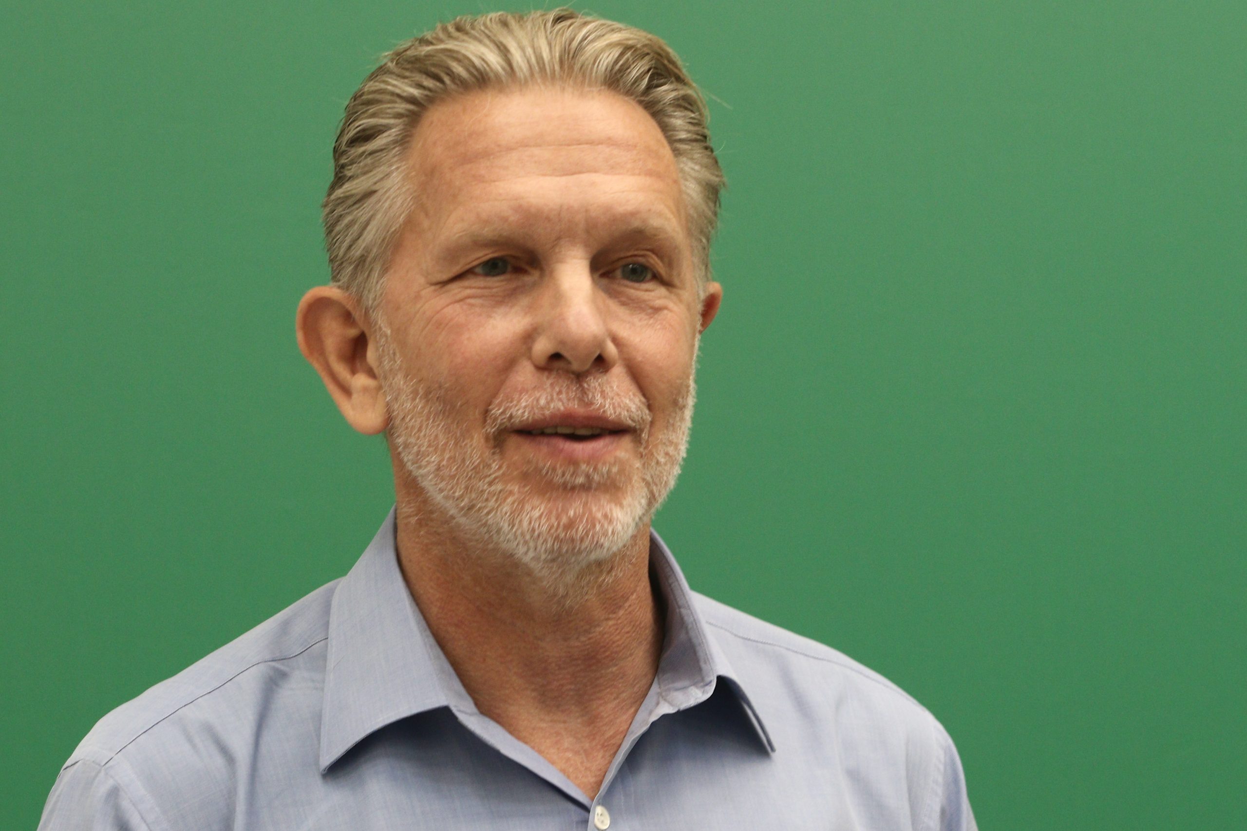 Γερουλάνος για κηδεία Σαββόπουλου: «Ίσως ήταν λάθος» που έμεινε άδεια η καρέκλα του Νίκου Ανδρουλάκη