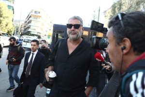Βασίλης Μπισμπίκης: Διεκόπη η δίκη του – Τι ζητήθηκε από τον συνήγορο του ηθοποιού