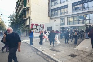 Η ΕΛ.ΑΣ. για τα επεισόδια με εκπαιδευτικούς και γονείς μαθητών στο Μεταξουργείο