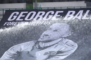 Πανό για τον Τζορτζ Μπάλντοκ στην Λεωφόρο