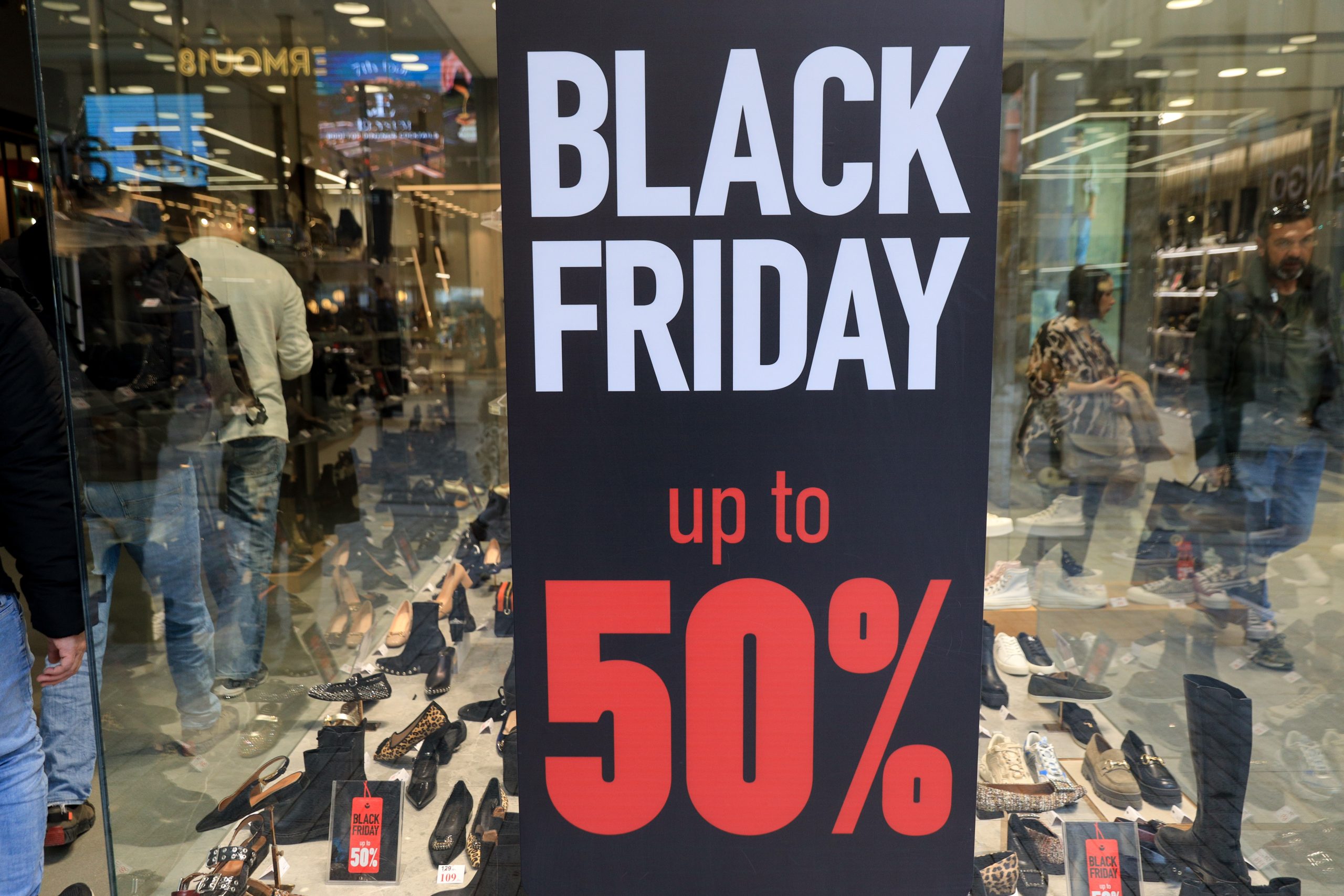 Black Friday 2025: Πού θα βρείτε τις καλύτερες προσφορές στην Ελλάδα
