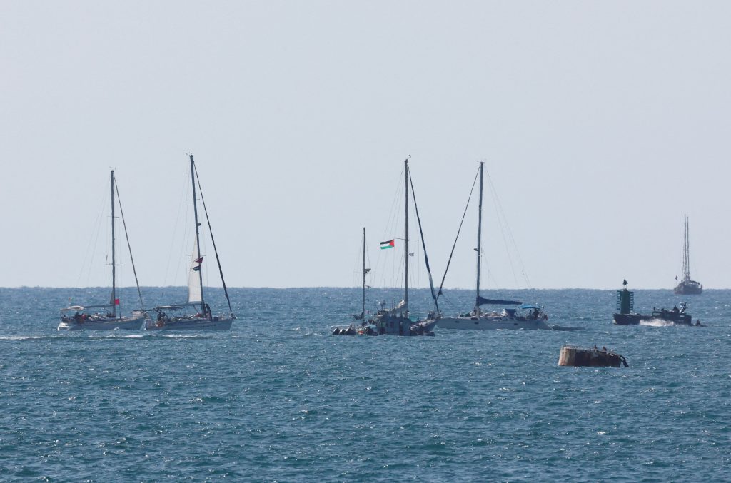 Global Sumud Flotilla: Το Ισραήλ θα απελάσει τους επιβάτες του στολίσκου – Απεργία πείνας ξεκινούν 11 Έλληνες ακτιβιστές