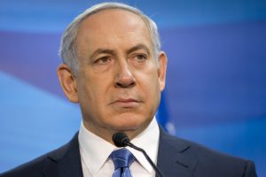 Ισραήλ: Ο πρώην πρωθυπουργός Μπένετ κατηγορεί το γραφείο του Νετανιάχου για «προδοσία» στην υπόθεση Qatargate