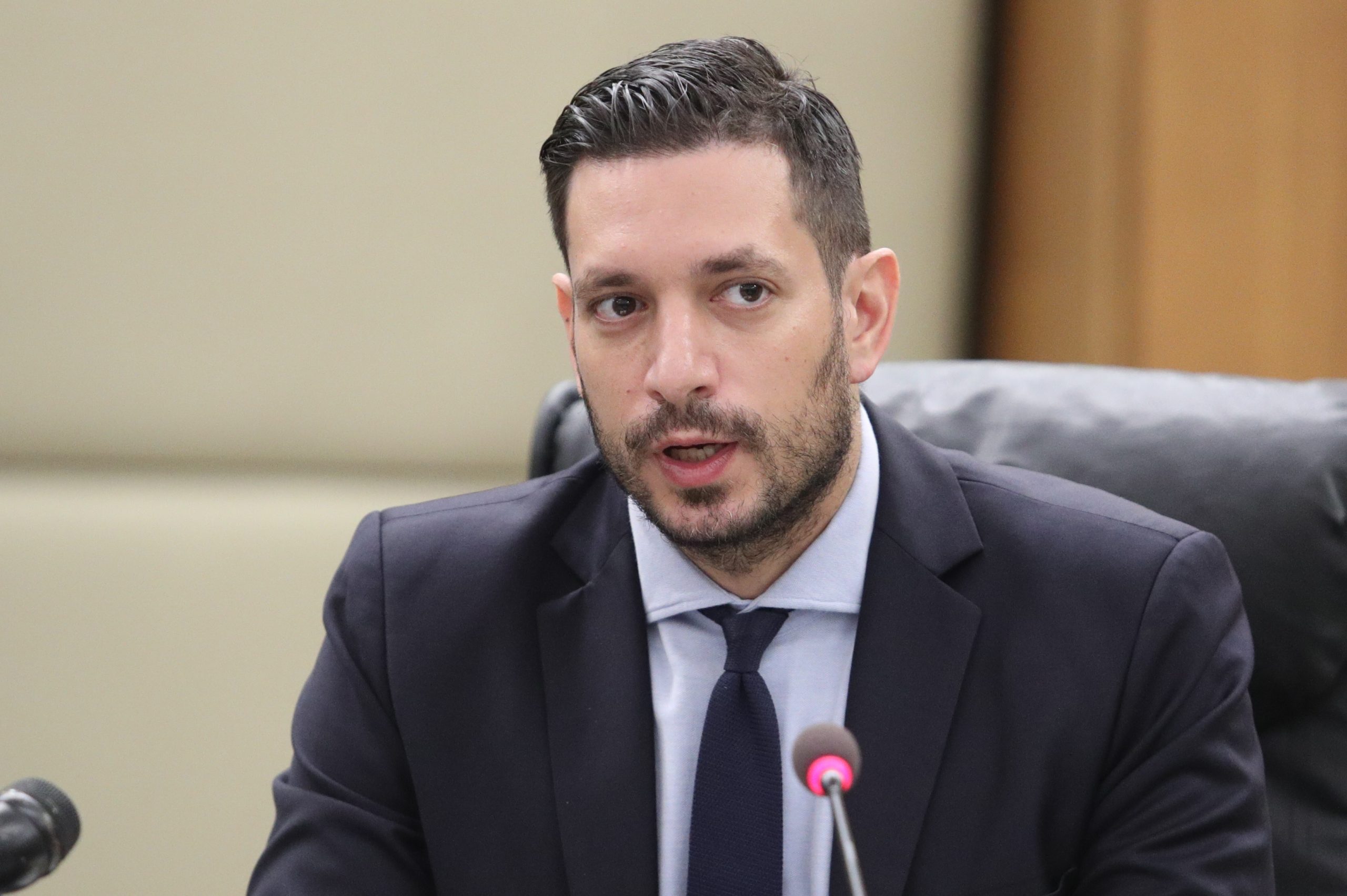 &Alpha;&gamma;&omega;&gamma;έ&sigmaf; &kappa;&alpha;&tau;ά &tau;&omicron;&upsilon; &Upsilon;&pi;. &Mu;&epsilon;&tau;&alpha;&phi;&omicron;&rho;ώ&nu; &gamma;&iota;&alpha; &tau;&omicron; SMS &laquo;&Pi;&rho;&omicron;&sigma;&omicron;&chi;ή &sigma;&tau;&omicron;&nu; &delta;&rho;ό&mu;&omicron;&raquo; - &Eta; &alpha;&pi;ά&nu;&tau;&eta;&sigma;&eta; &tau;&omicron;&upsilon; &Kappa;&upsilon;&rho;&alpha;&nu;ά&kappa;&eta;