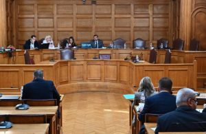 Πηγές ΝΔ – Καπρέλης: «Εισηγήθηκα το «συμφωνώ» στον Βορίδη- Εστία του προβλήματος τα ΚΥΔ»