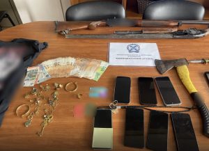 Εξαρθρώθηκε συμμορία που εξαπατούσε ηλικιωμένους: Παρίσταναν τους λογιστές και υπάλληλους του ΔΕΔΔΗΕ – Πώς δρούσαν