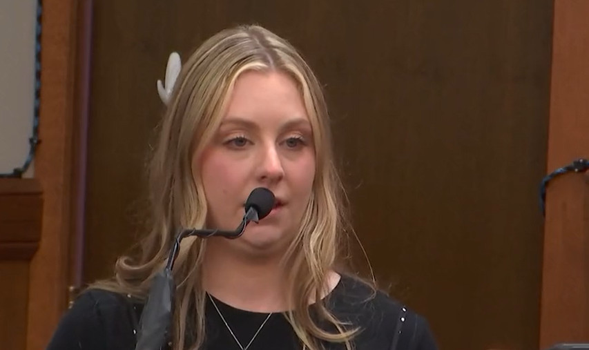 Σοκ στην τάξη: Δασκάλα πυροβολήθηκε κοντά στην καρδιά από 6χρονο μαθητή της Σοκ στην τάξη: Δασκάλα πυροβολήθηκε κοντά στην καρδιά από 6χρονο μαθητή της