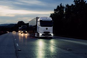 Τα φορτηγά της Mercedes-AMG PETRONAS F1 καλύπτει το 99% των δρομολογίων της με βιοκαύσιμα