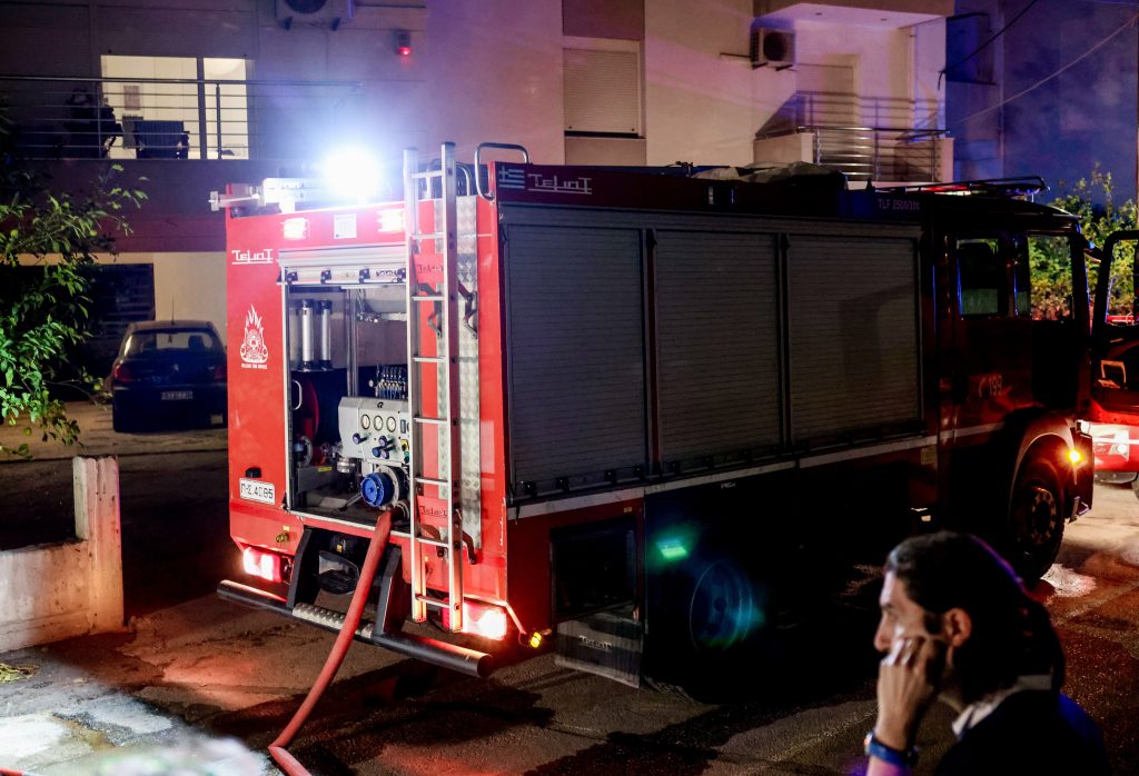 Πυρκαγιά σε υπαίθριο χώρο στο Πέραμα – Εκτροπές κυκλοφορίας