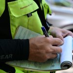 Ανίσχυρες κάμερες AI και τροχαία μπροστά στον άνθρωπο: Πήραν «φωτιά» τα chat groups για μπλόκα και κλήσεις