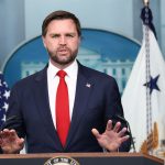 Τζέι Ντι Βανς: «Φαντασίωση» η νίκη της Ουκρανίας – Οι ΗΠΑ ασκούν πίεση στον Ζελένσκι