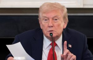 Ο Τραμπ αναλαμβάνει ρόλο μεσολαβητή: Τηλεφωνήματα για αποκλιμάκωση της κρίσης Ταϊλάνδης – Καμπότζης