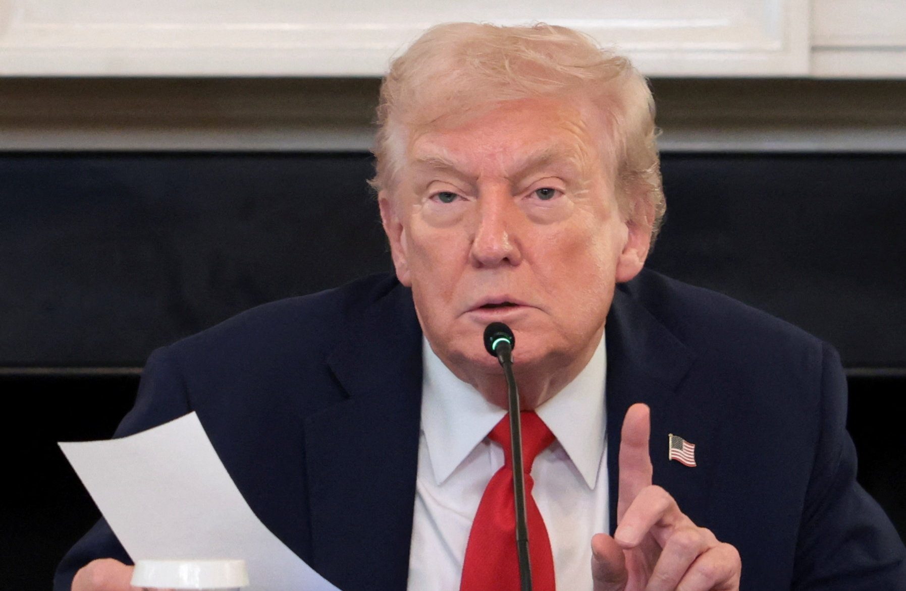 ζητά συγγνώμη από τον Τραμπ για παραποίηση ομιλίας του