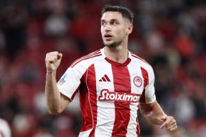 Καταιγιστικός ο Ολυμπιακός – Τέσσερα γκολ στο πρώτο μέρος!