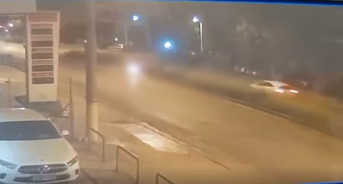 Σοκαριστικές εικόνες από το θανατηφόρο δυστύχημα στην Αργυρούπολη: Δείτε το βίντεο ντοκουμέντο