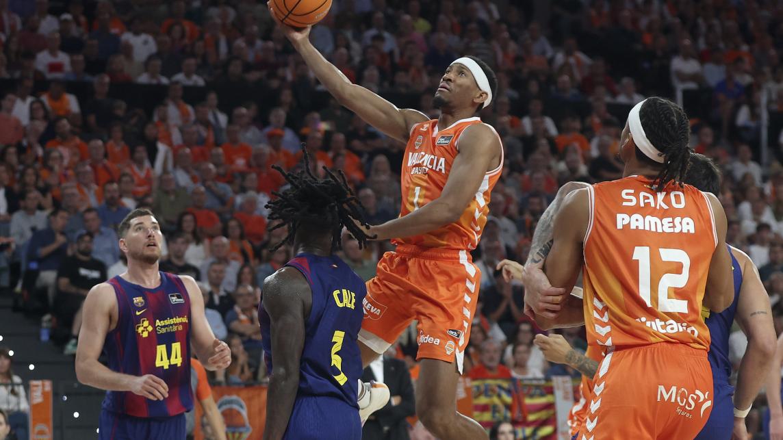 Η Μπαρτσελόνα υπέταξε με «100άρα» την Βαλένθια