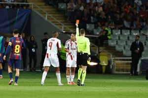 IFAB: Αλλάζει η εξέταση της δεύτερης κίτρινης