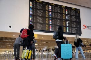 Γενική απεργία καθηλώνει στο έδαφος αεροπλάνα, διακόπτει δρομολόγια μέσων μαζικής μεταφοράς στις Βρυξέλλες