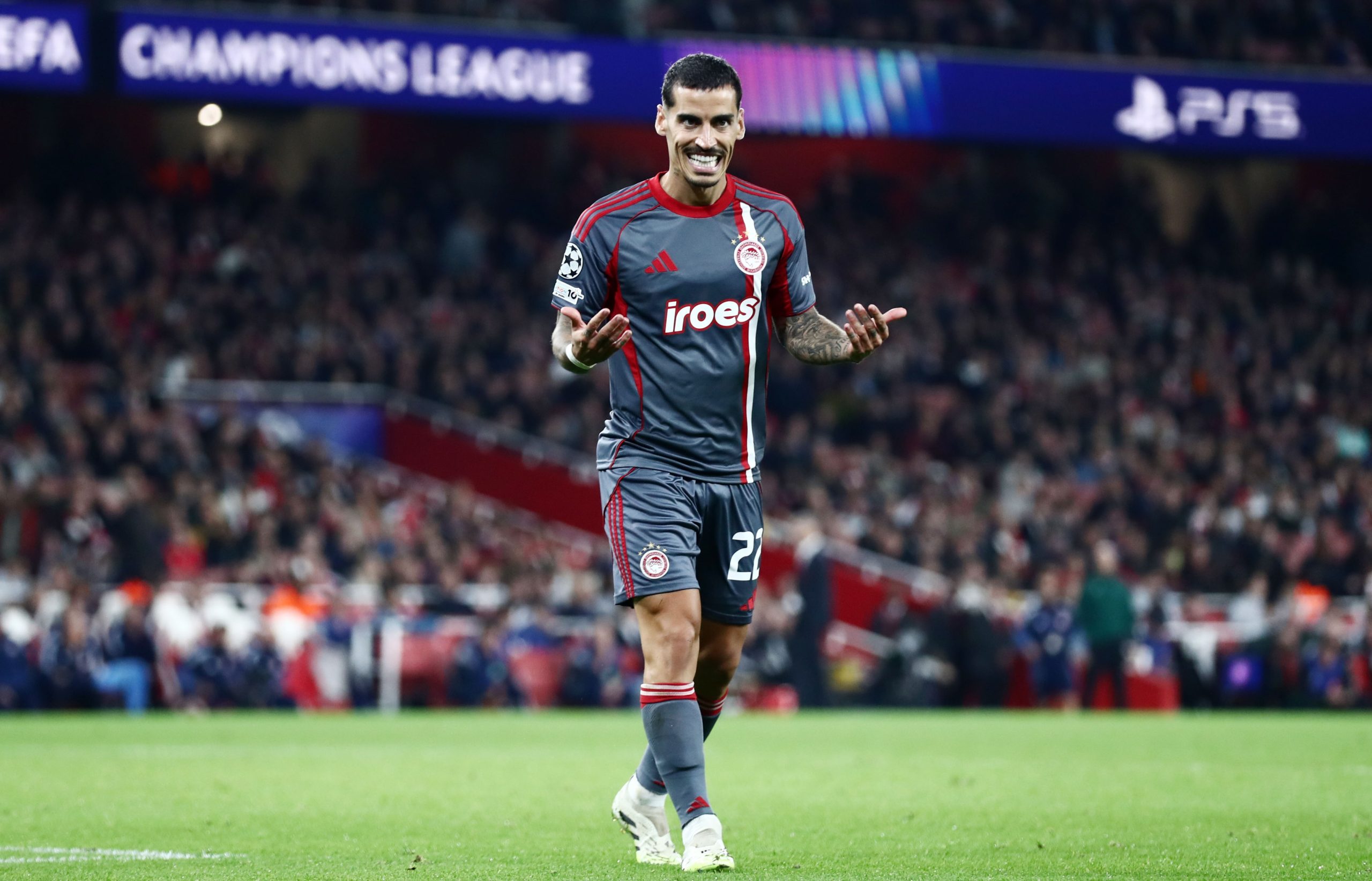 Τσικίνιο: Τρίτος σε δημιουργία ευκαιριών στο Champions League ο άσος του Ολυμπιακού