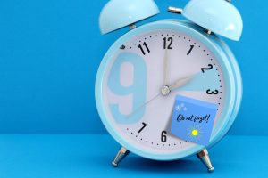 Αλλαγή ώρας: Τα ξημερώματα της Κυριακής οι δείκτες των ρολογιών γυρίζουν μία ώρα πίσω