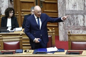 Δένδιας: Δεν μπορούμε να κάνουμε τις Ένοπλες Δυνάμεις ΔΕΚΟ της δεκαετίας του ’80