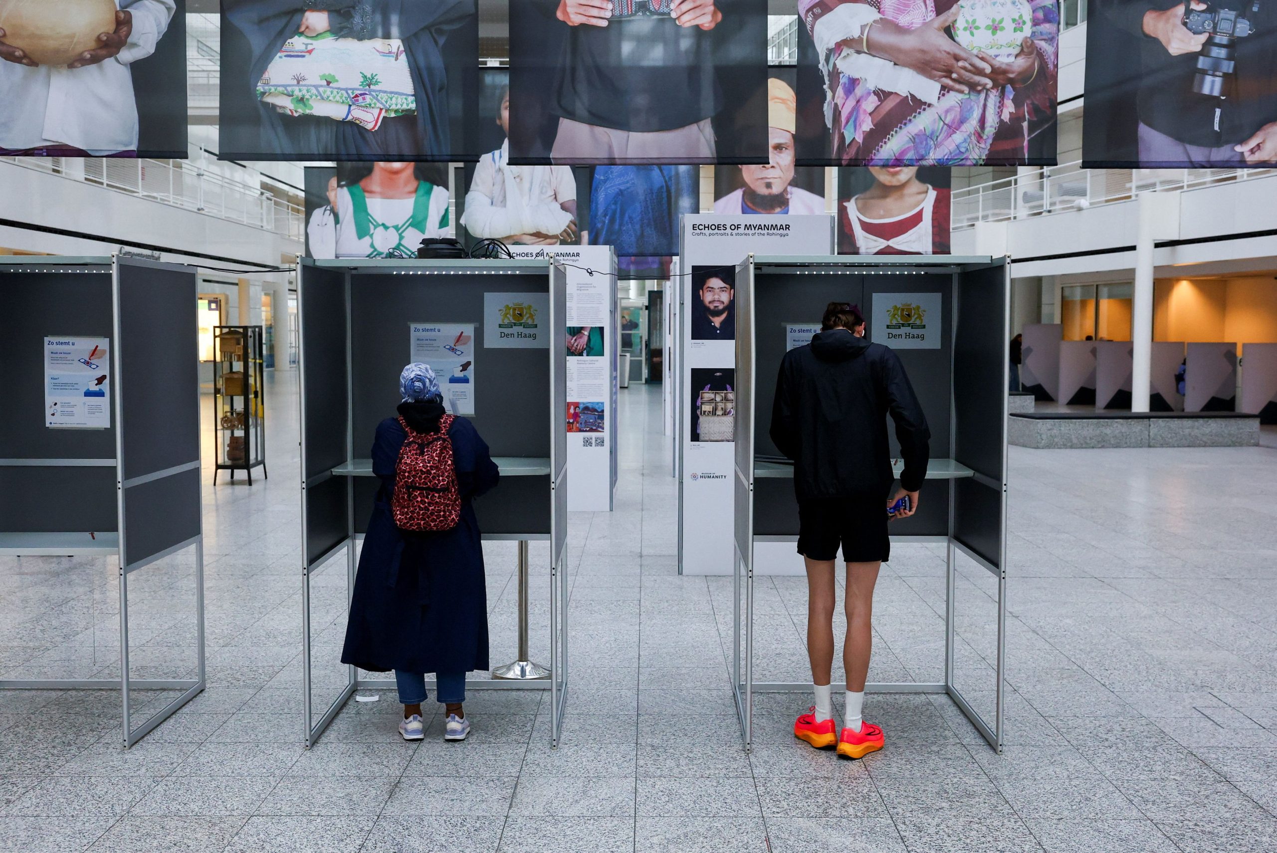 Η Ολλανδία στο σταυροδρόμι: Ο φόβος της ανόδου της ακροδεξιάς αλλάζει το πρόσωπο της χώρας Η Ολλανδία στο σταυροδρόμι: Ο φόβος της ανόδου της ακροδεξιάς αλλάζει το πρόσωπο της χώρας