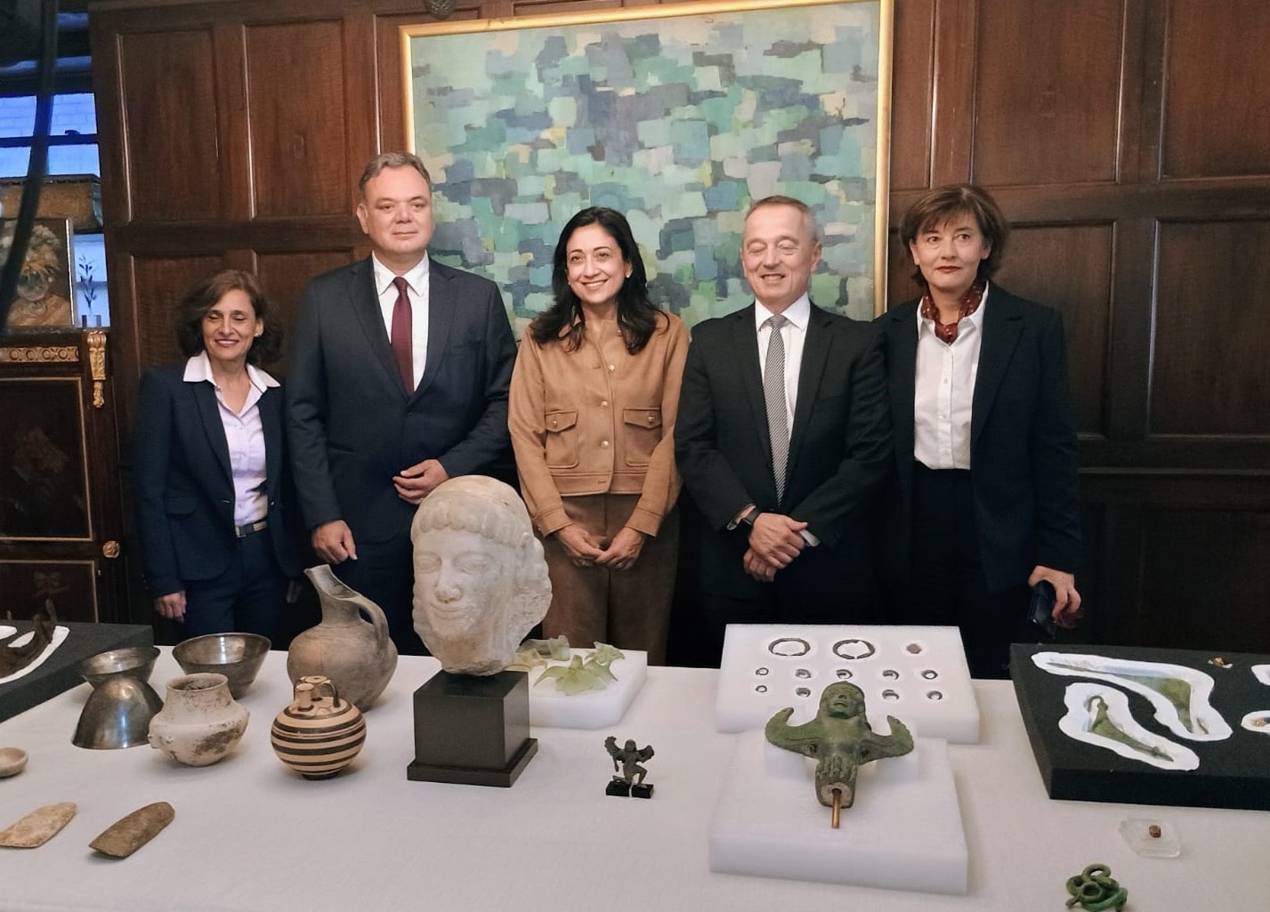 Επιστρέφουν στην Ελλάδα 29 αρχαιότητες που είχαν διακινηθεί παράνομα στη Νέα Υόρκη