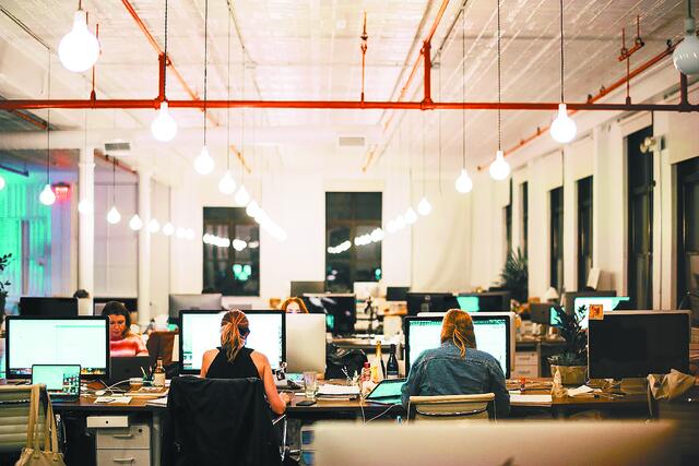 Ποιες επιχειρήσεις απαλλάσσονται από τον ΦΠΑ για συναλλαγές στην Ε.Ε.