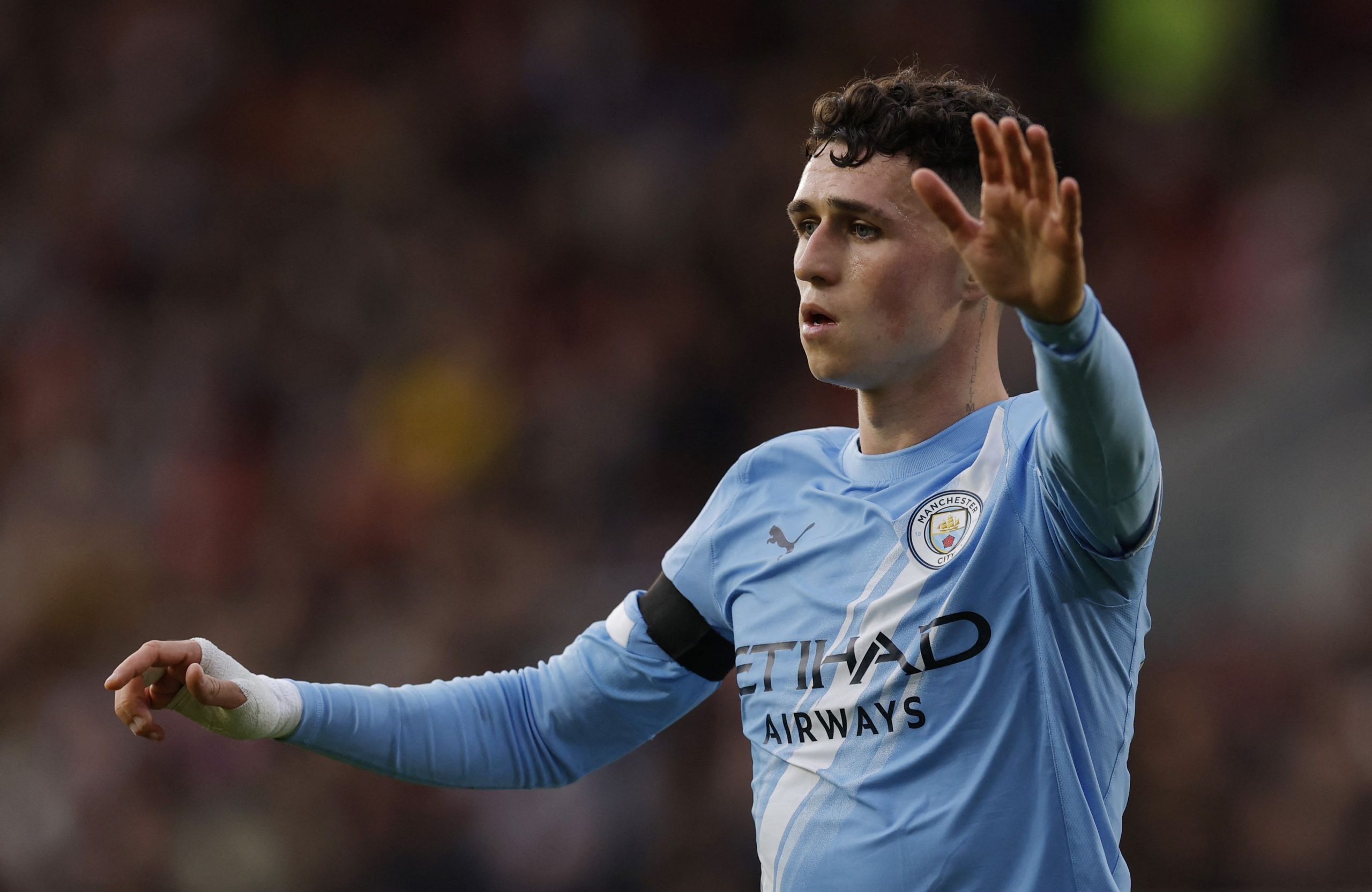 Σάλος στο διαδίκτυο: Ψεύτικες τραγωδίες με θύμα σταρ της Μάντσεστερ Σίτι και την οικογένειά του