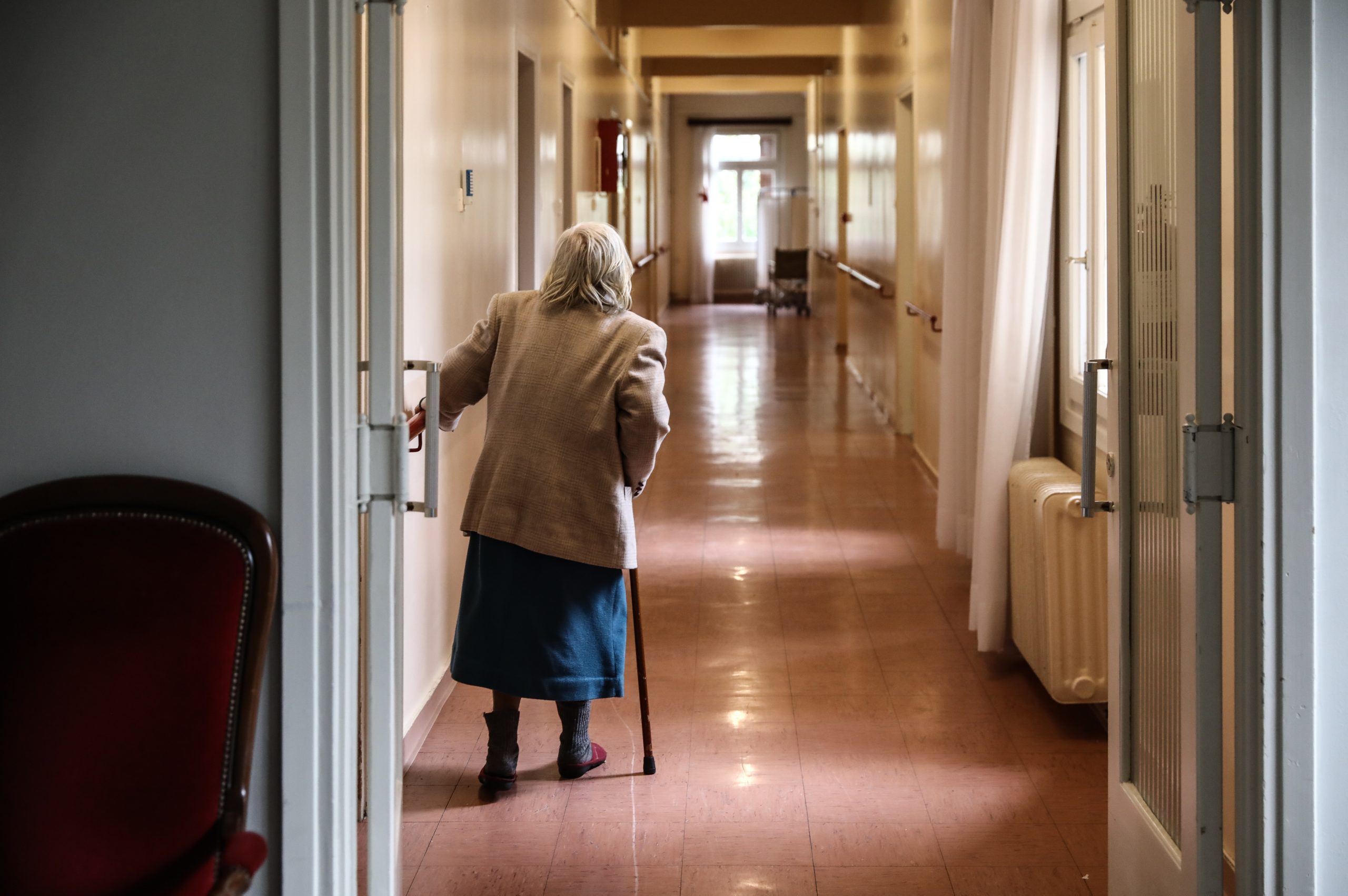 Υπουργείο Κοινωνικής Συνοχής και Οικογένειας: Η κόντρα για το Γηροκομείο Αθηνών και τα ακίνητα - φιλέτα