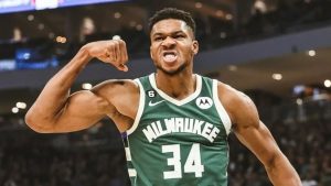 Γιάννης Αντετοκούνμπο: «Είμαι εδώ για να ηγηθώ, όχι για τις φήμες»