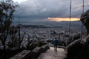 Ηχορύπανση: Η «σιωπηλή» επιδημία που δοκιμάζει την υγεία των Αθηναίων