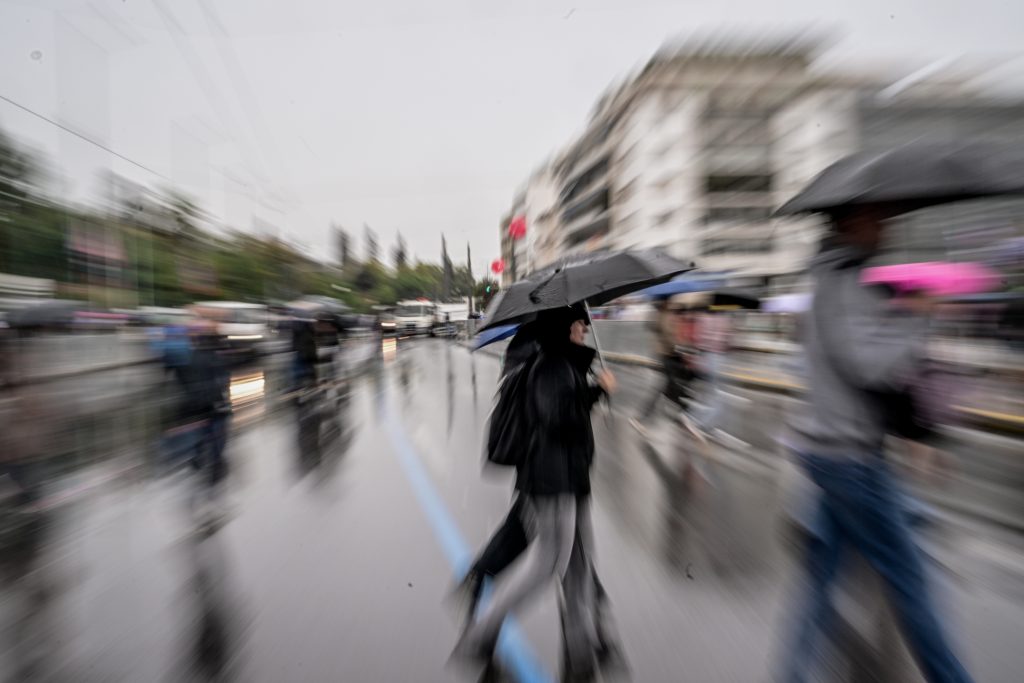 Βροχερός καιρός σήμερα